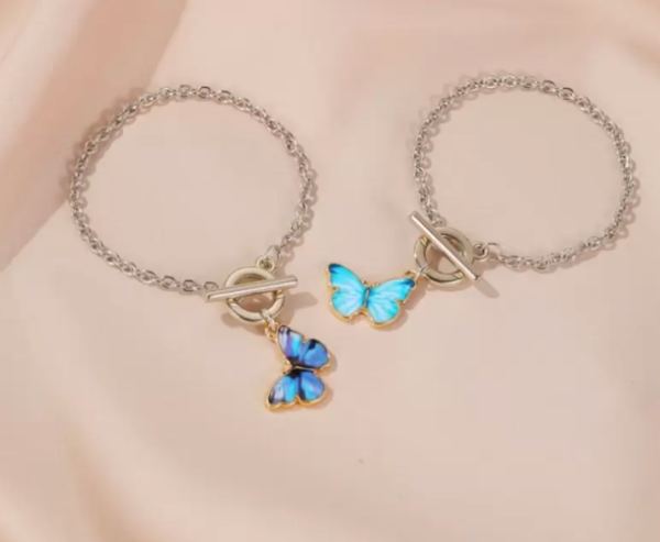 Silver Pendant Flutter Bracelet - Image 3