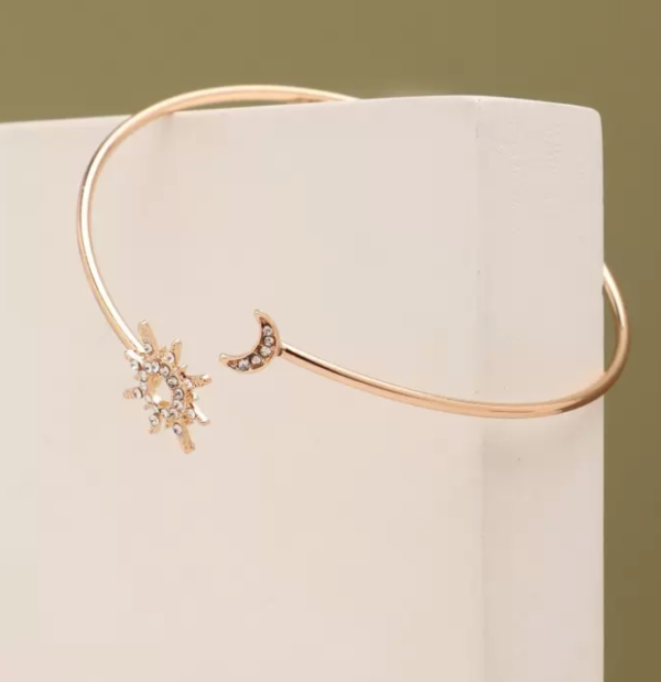 Gold-plated armlet - Image 2