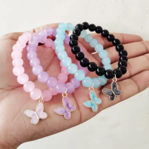 A chic accessory set for any occasion