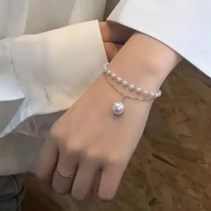 Nice Pearl Gold bracelet
